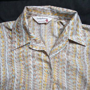 Vintage 70s Lady Arrow Stripes Pattern Polyester Disco Shirt